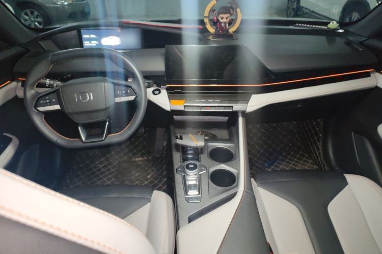 Used CHANGAN NEVO A06 2023 Supreme Model Center Console