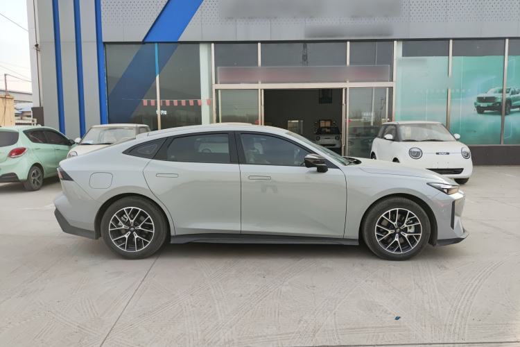 Used CHANGAN NEVO A06 2023 Base Model Exterior 2