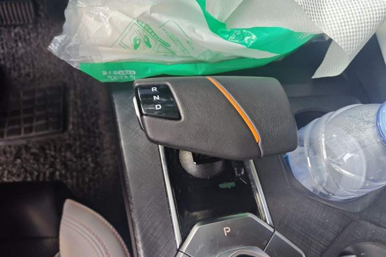 Used CHANGAN NEVO A06 2023 Supreme Model Gear Lever