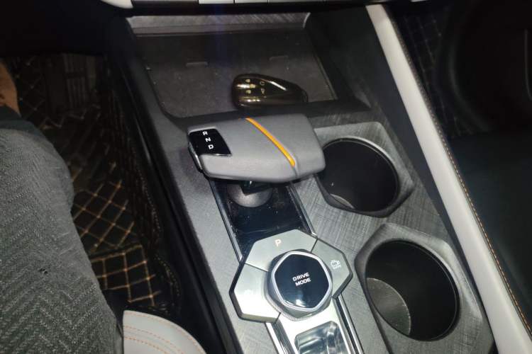 Used CHANGAN NEVO A06 2023 Supreme Model Gear Lever