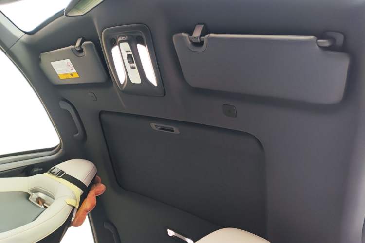 Used CHANGAN NEVO A06 2023 Base Model Headliner