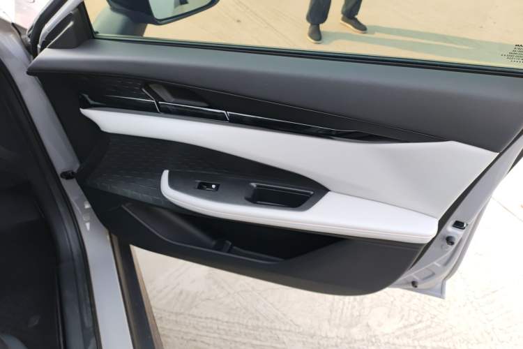 Used CHANGAN NEVO A06 2023 Base Model Interior 5