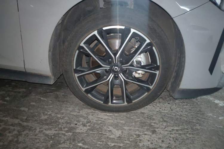 Used CHANGAN NEVO A06 2023 Supreme Model Right Front Wheel Hub