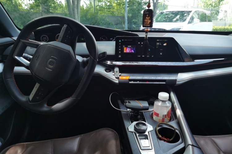 Used CHANGAN NEVO A06 2023 Supreme Model Center Console