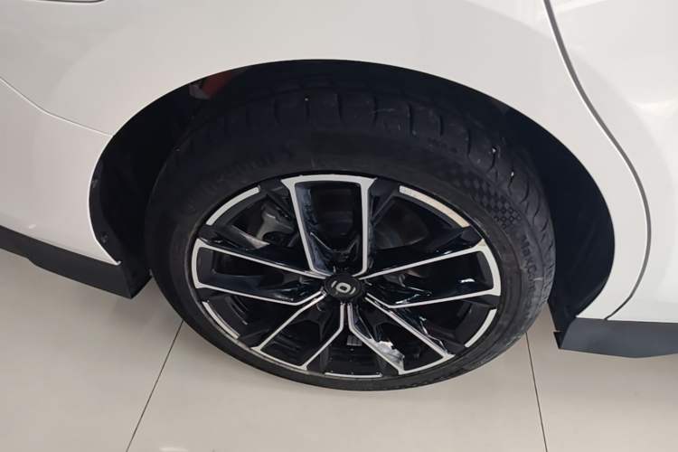 Used CHANGAN NEVO A06 2023 Advanced Model Exterior 5