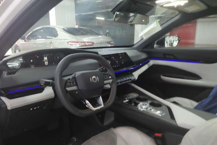 Used CHANGAN NEVO A06 2023 Supreme Model Headliner