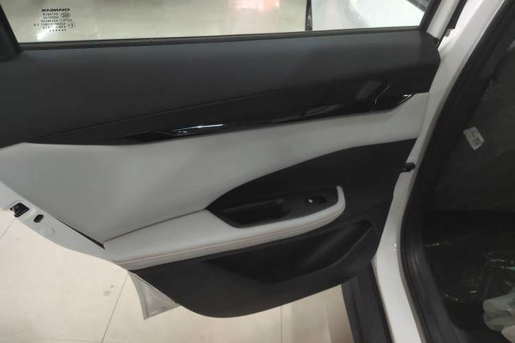 Used CHANGAN NEVO A06 2023 Supreme Model Interior 8