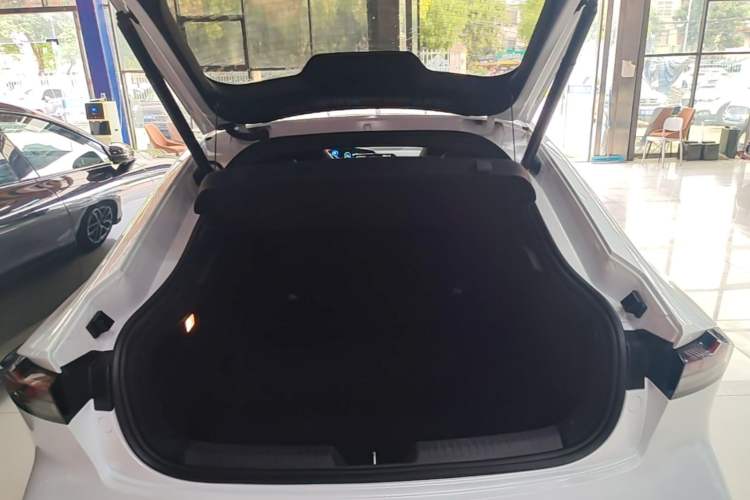 Used CHANGAN NEVO A06 2023 Advanced Model Trunk