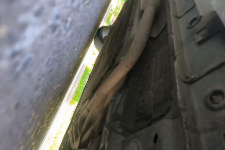 Used CHANGAN NEVO A06  Chassis Front Right