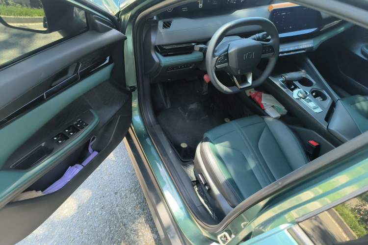 Used CHANGAN NEVO A06  Driver Seat