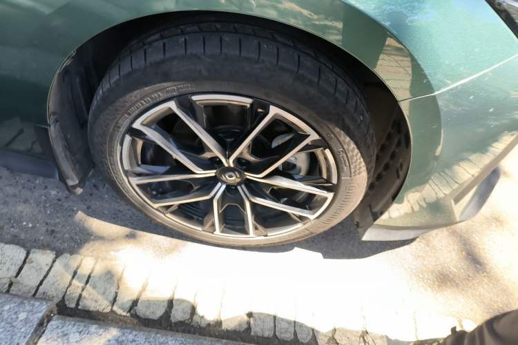Used CHANGAN NEVO A06  Right Front Wheel Hub