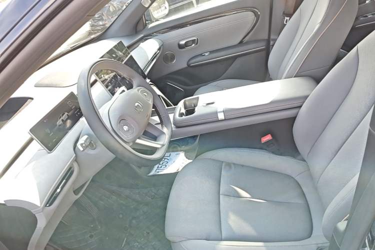 Used CHANGAN NEVO A06 2026 Model 630 Laser Ultra+ Left Front Seat