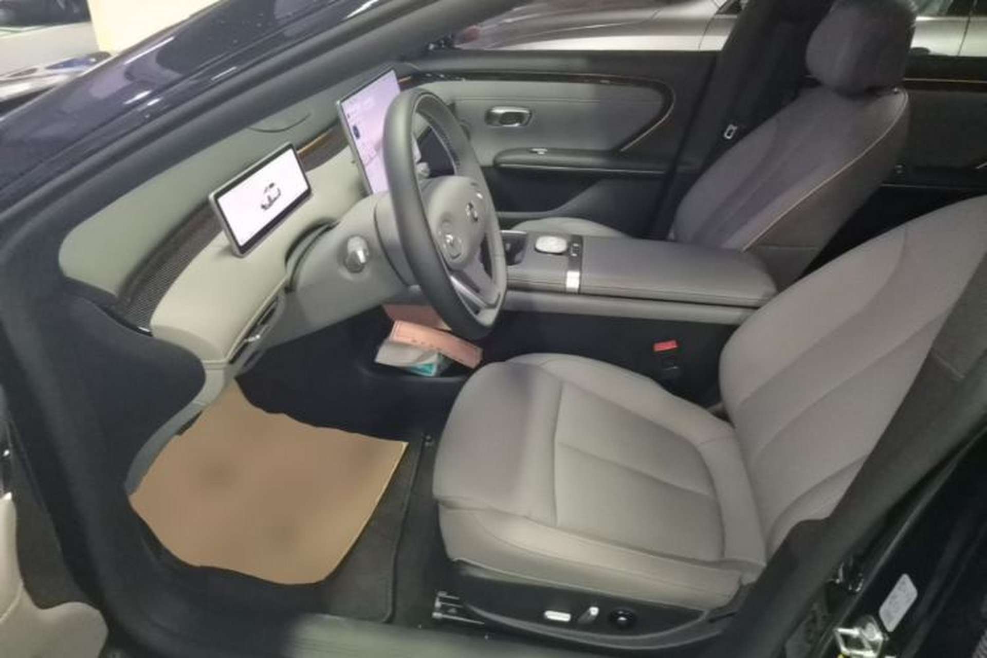 Used CHANGAN NEVO A06 2026 Model 630 Laser Ultra+ Left Front Seat