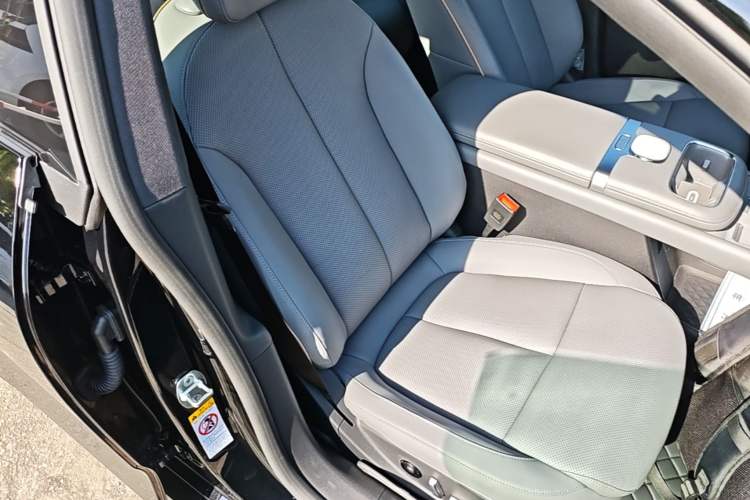 Used CHANGAN NEVO A06 2026 Model 630 Laser Ultra+ Right Front Seat
