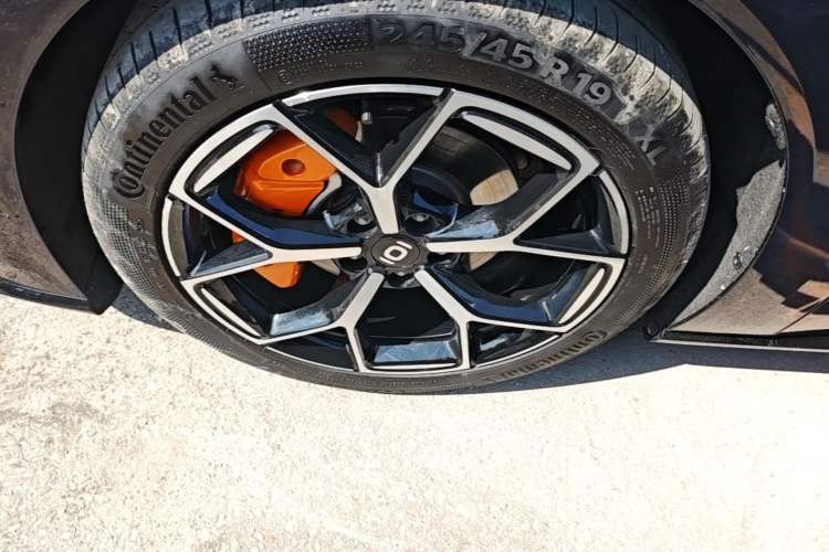 Used CHANGAN NEVO A06 2026 Model 630 Laser Ultra+ Left Front Wheel Hub