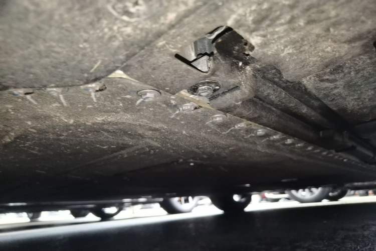 Used CHANGAN NEVO A06 2026 Model 630 Laser Ultra+ Right Side Sill