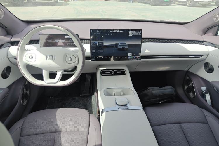 Used CHANGAN NEVO A06 2026 Model 240 Laser Ultra+ Center Console