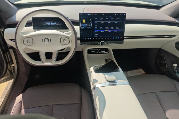 Used CHANGAN NEVO A06 2026 Model 240 Laser Ultra Center Console