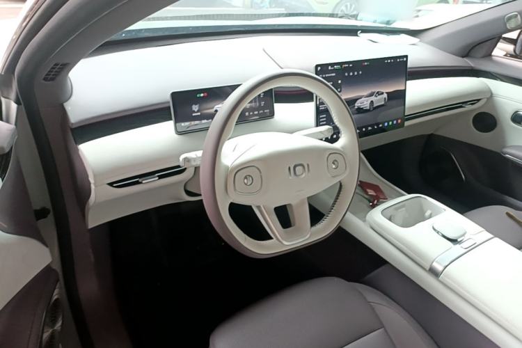 Used CHANGAN NEVO A06 2026 Model 240 Laser Ultra Center Console