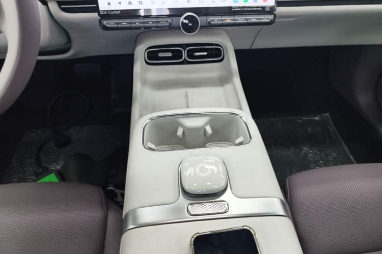 Used CHANGAN NEVO A06 2026 Model 240 Laser Ultra+ Gear Lever