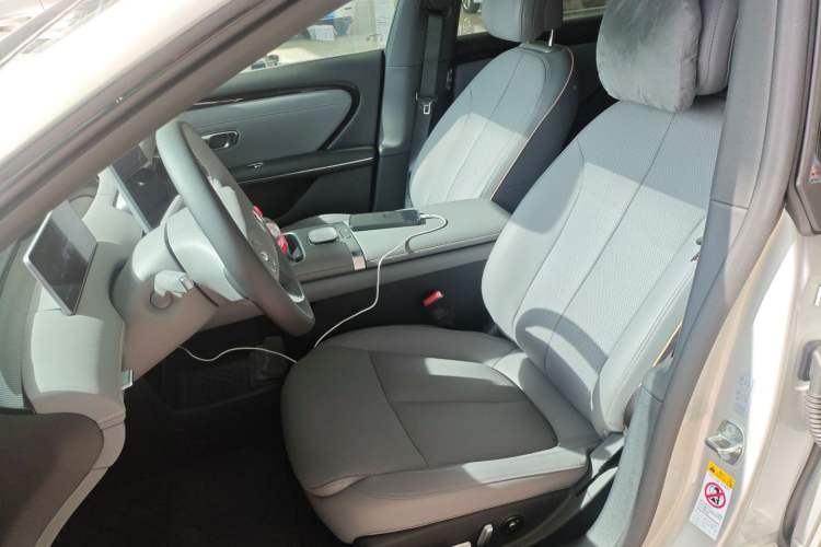 Used CHANGAN NEVO A06 2026 Model 630 Laser Ultra+ Left Front Seat
