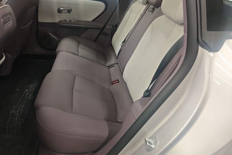 Used CHANGAN NEVO A06 2026 Model 630 Max Left Rear Seat