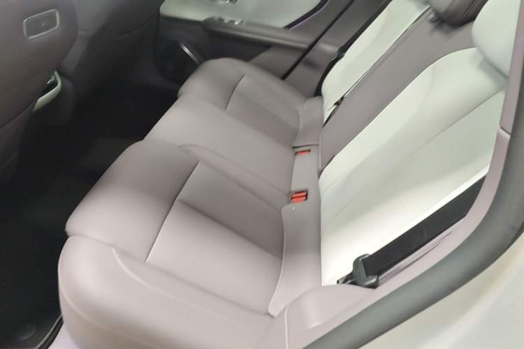 Used CHANGAN NEVO A06 2026 Model 240 Laser Ultra Left Rear Seat