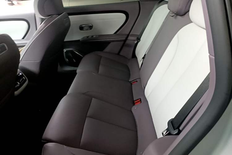 Used CHANGAN NEVO A06 2026 Model 240 Laser Ultra Left Rear Seat