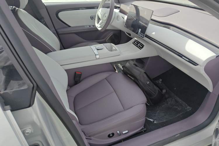 Used CHANGAN NEVO A06 2026 Model 240 Laser Ultra+ Right Front Seat