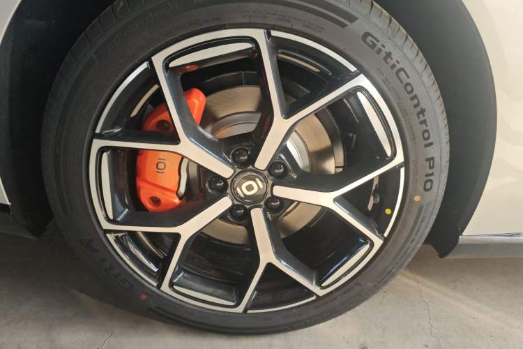 Used CHANGAN NEVO A06 2026 Model 240 Laser Ultra Right Rear Wheel Hub