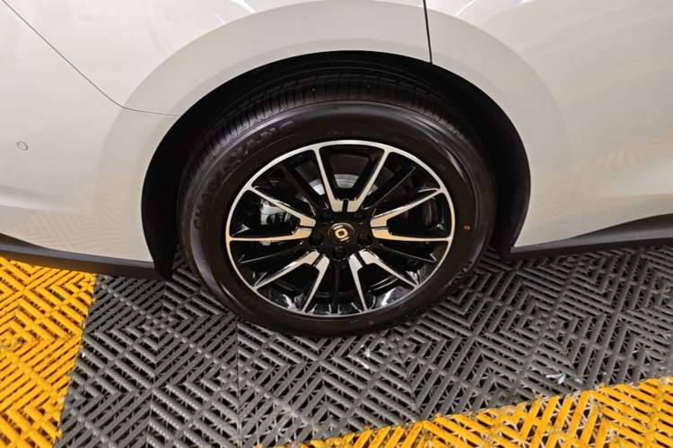 Used CHANGAN NEVO A06 2026 Model 510 Pro Right Rear Wheel Hub