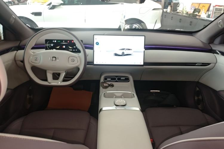 Used CHANGAN NEVO A06 2026 Model 630 Max Center Console