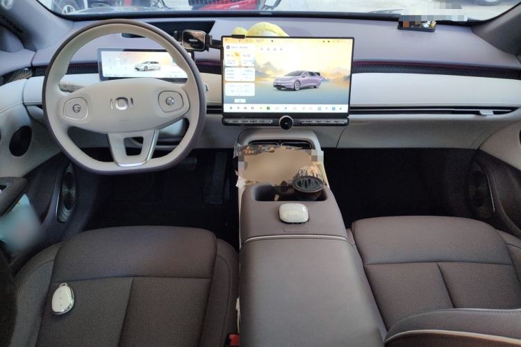 Used CHANGAN NEVO A06 2026 Model 240 Laser Ultra+ Center Console
