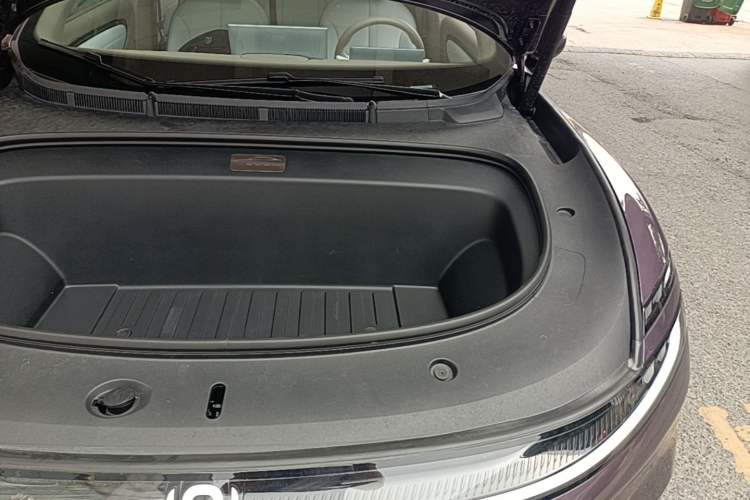 Used CHANGAN NEVO A06 2026 Model 630 Laser Ultra+ Engine Bay Left