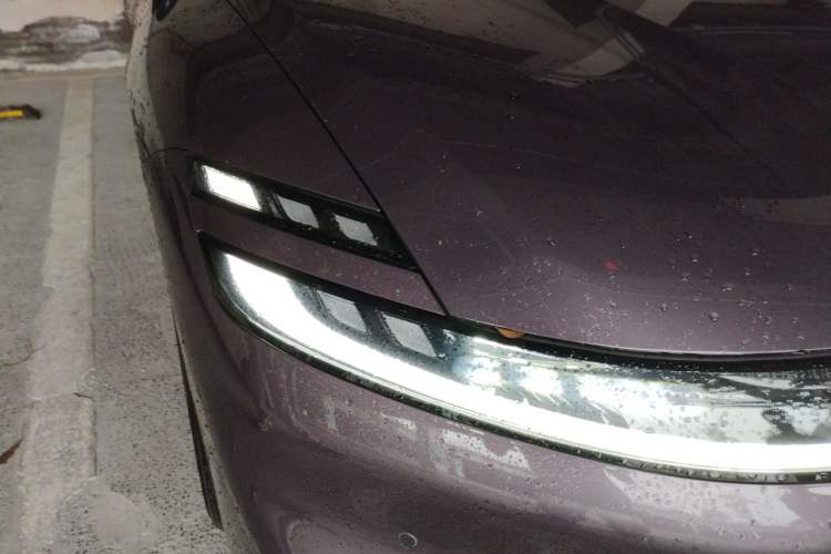 Used CHANGAN NEVO A06 2026 Model 630 Max Right Front Headlight