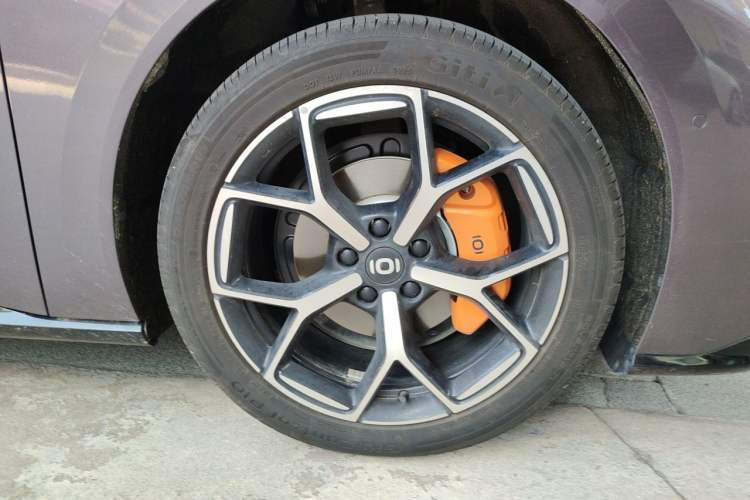 Used CHANGAN NEVO A06 2026 Model 240 Laser Ultra+ Right Front Wheel Hub
