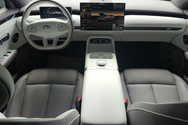 Used CHANGAN NEVO A06 2026 Model 240 Laser Ultra+ Center Console