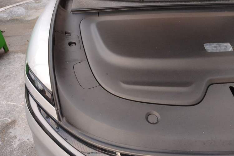 Used CHANGAN NEVO A06 2026 Model 240 Max Engine Bay Right