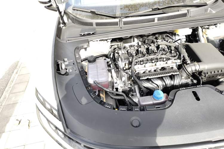 Used CHANGAN NEVO A06 2026 Model 240 Laser Ultra Engine Bay Right