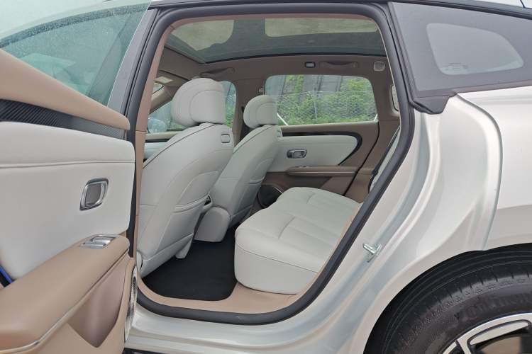 Used CHANGAN NEVO A06 2026 Model 240 Laser Ultra+ Interior 4