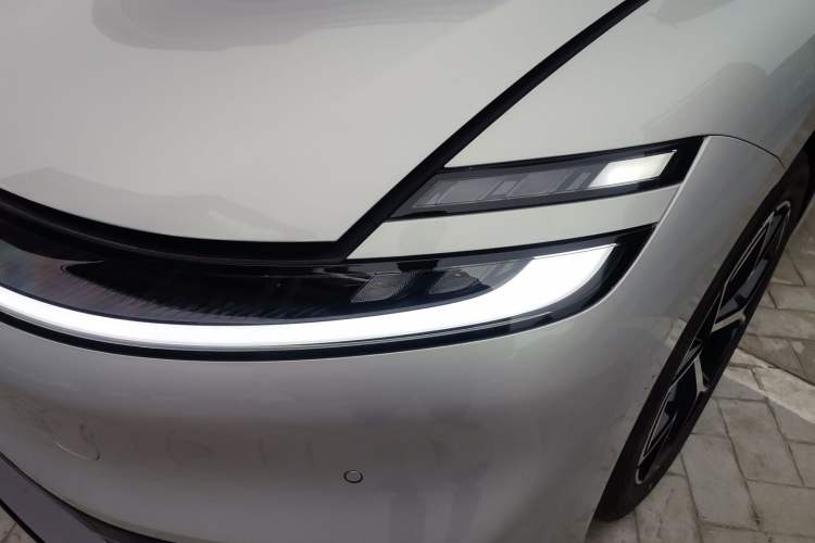 Used CHANGAN NEVO A06 2026 Model 240 Laser Ultra Left Front Headlight