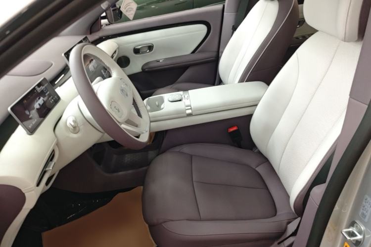 Used CHANGAN NEVO A06 2026 Model 630 Laser Ultra Left Front Seat