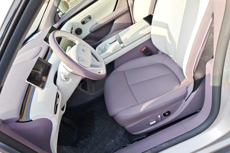 Used CHANGAN NEVO A06 2026 Model 630 Laser Ultra Left Front Seat