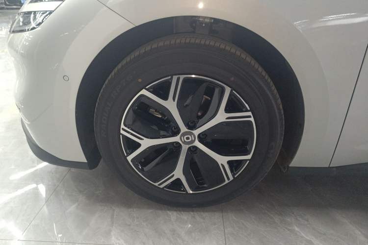 Used CHANGAN NEVO A06 2026 Model 510 Max Left Front Wheel Hub