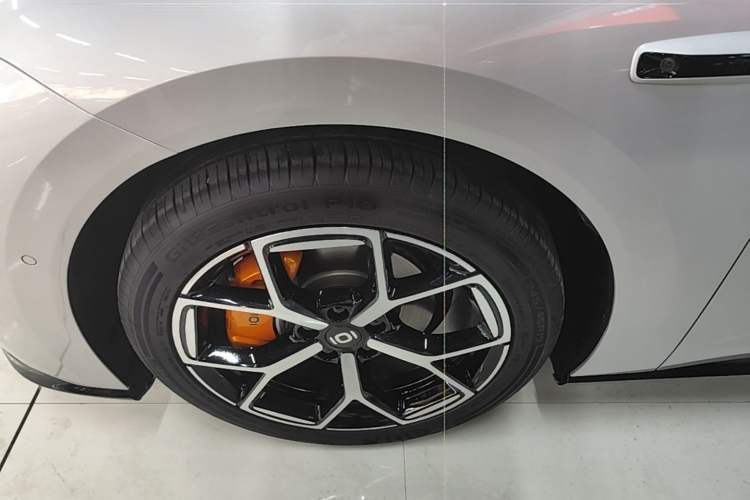 Used CHANGAN NEVO A06 2026 Model 630 Laser Ultra+ Left Front Wheel Hub