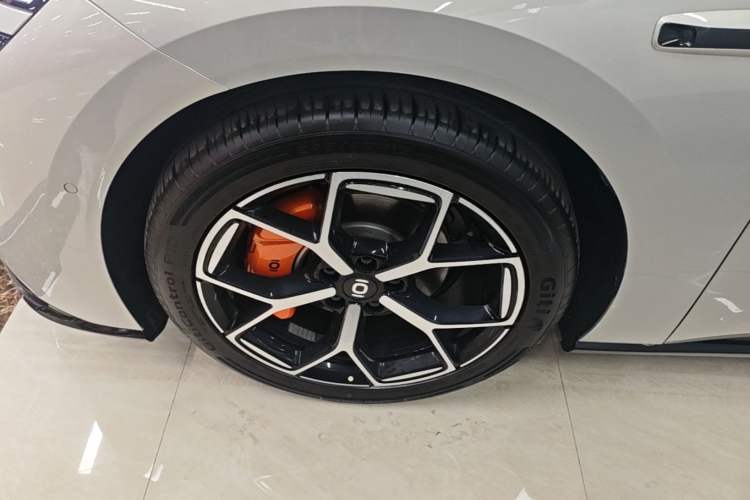 Used CHANGAN NEVO A06 2026 Model 630 Laser Ultra+ Left Front Wheel Hub