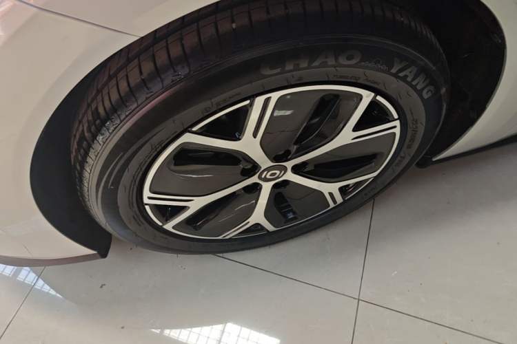 Used CHANGAN NEVO A06 2026 Model 510 Max Left Front Wheel Hub