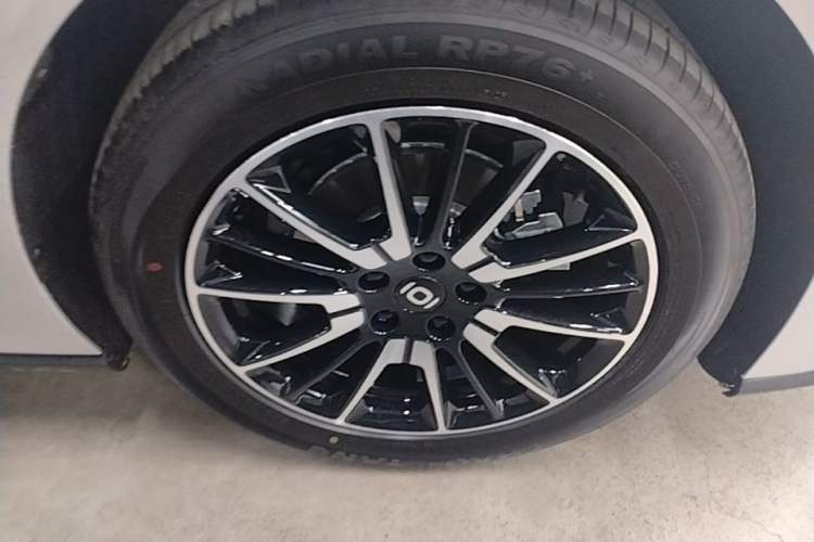 Used CHANGAN NEVO A06 2026 Model 240 Laser Ultra Left Front Wheel Hub