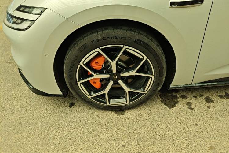 Used CHANGAN NEVO A06 2026 Model 240 Laser Ultra+ Left Front Wheel Hub
