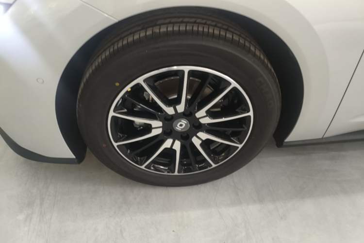 Used CHANGAN NEVO A06 2026 Model 510 Pro Left Front Wheel Hub